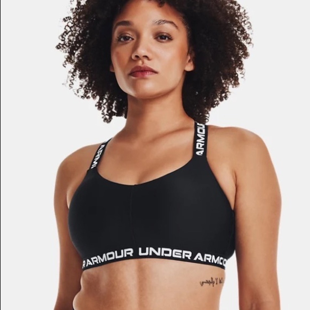 NWOT UA Crossback Strappy Low Impact Sports Bra